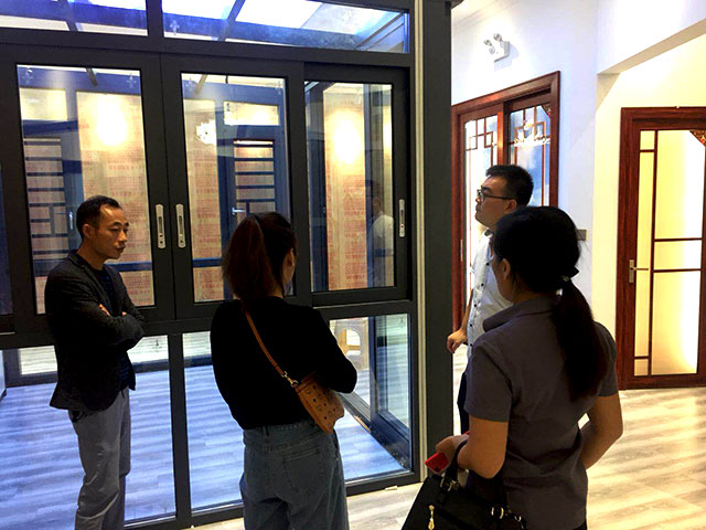 接单28万!昊派门窗贵州居然之家加盟店国庆开业大吉